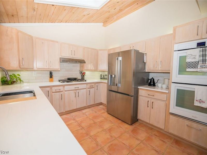 10676 Prouty Road, Concord Township, OH 44077 Photo 5
