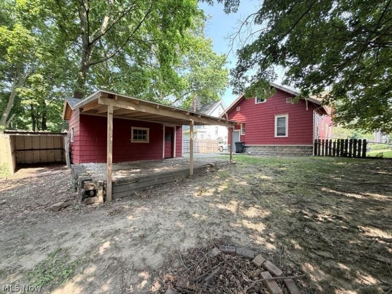 1504 Preston Avenue, Akron, OH 44305 Photo 2