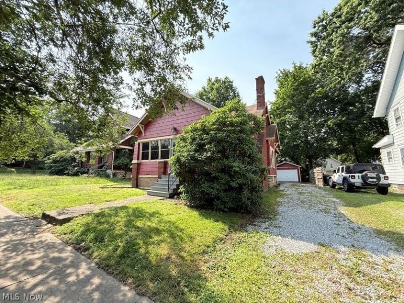 1504 Preston Avenue, Akron, OH 44305 Photo 3