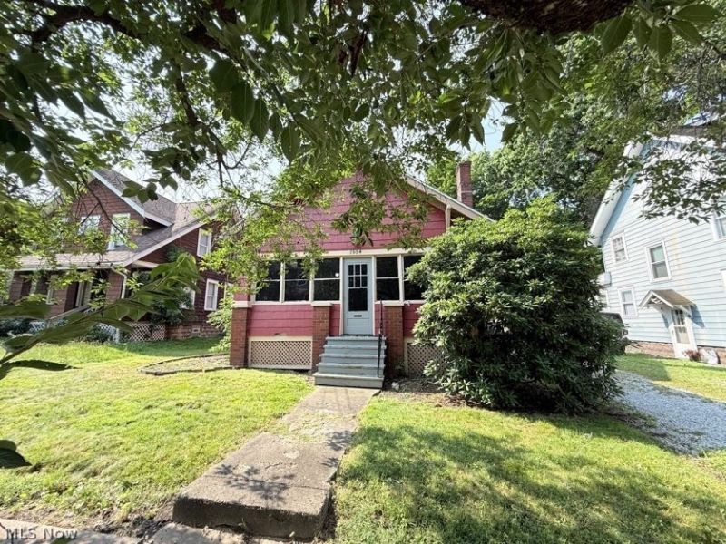 1504 Preston Avenue, Akron, OH 44305 Photo 4