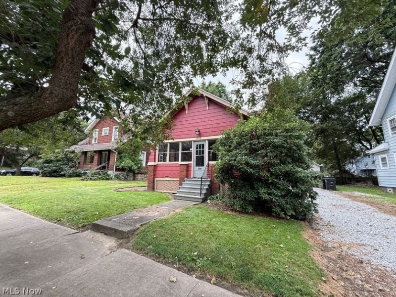 1504 Preston Avenue, Akron, OH 44305 Photo 4