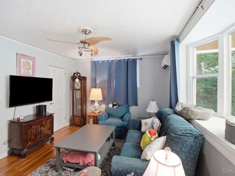 118 Burley Circle, Unit 1, Greenhills, OH 45218 Photo 11