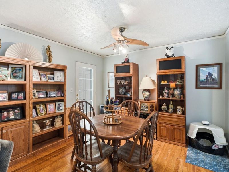 118 Burley Circle, Unit 1, Greenhills, OH 45218 Photo 9
