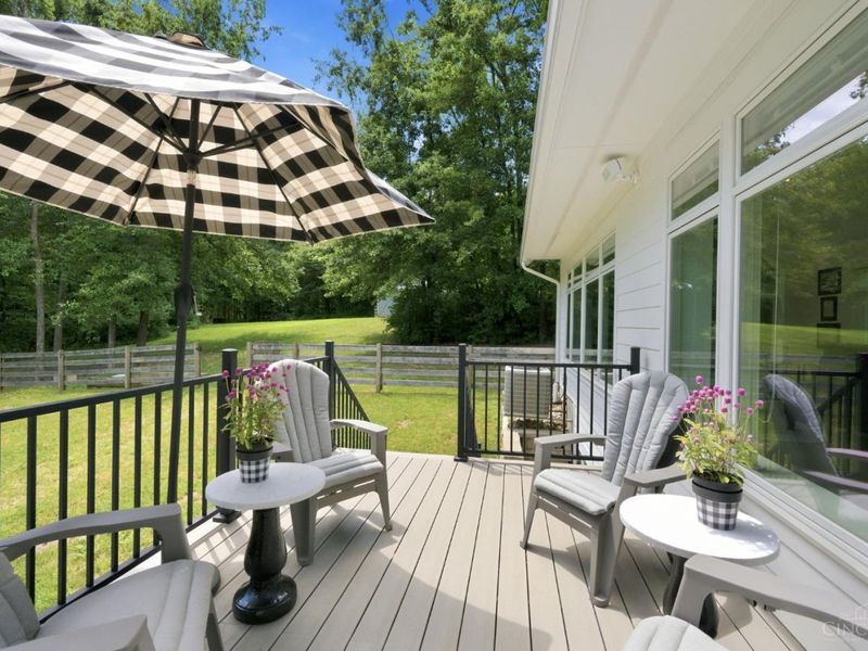 10036 Laurel Glen Drive, Hamilton Twp, OH 45140 Photo 33
