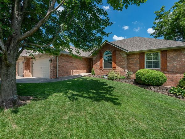 4609 W Meadowlark Street , Battlefield, MO 65619