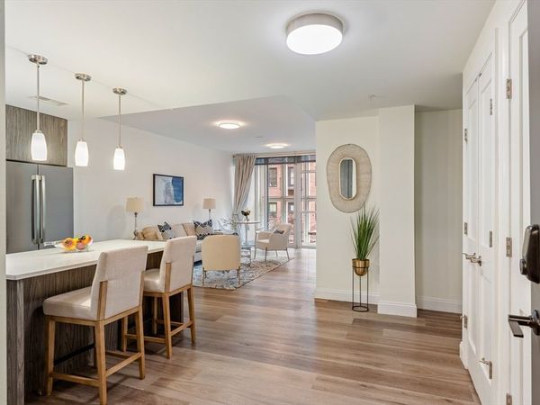 771 Harrison Ave, Unit 304, Boston, MA 02118