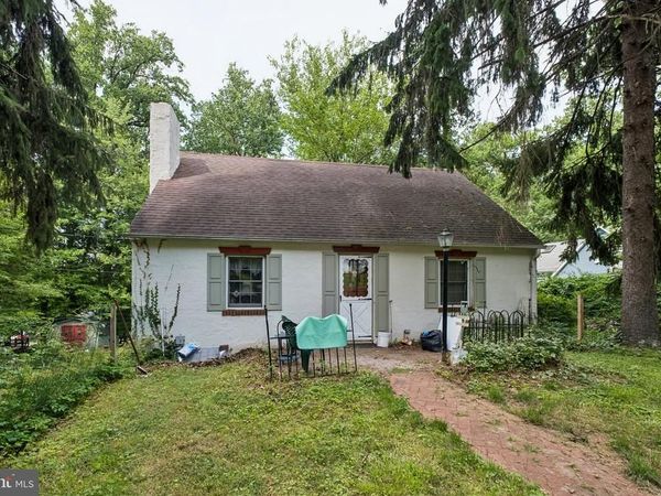 662 SHOEMAKER LANE , KING OF PRUSSIA, PA 19406
