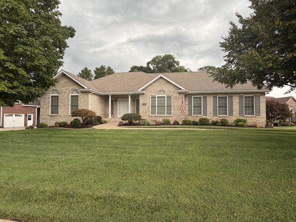 2559 Hedgerow Ln, Clarksville, TN 37043