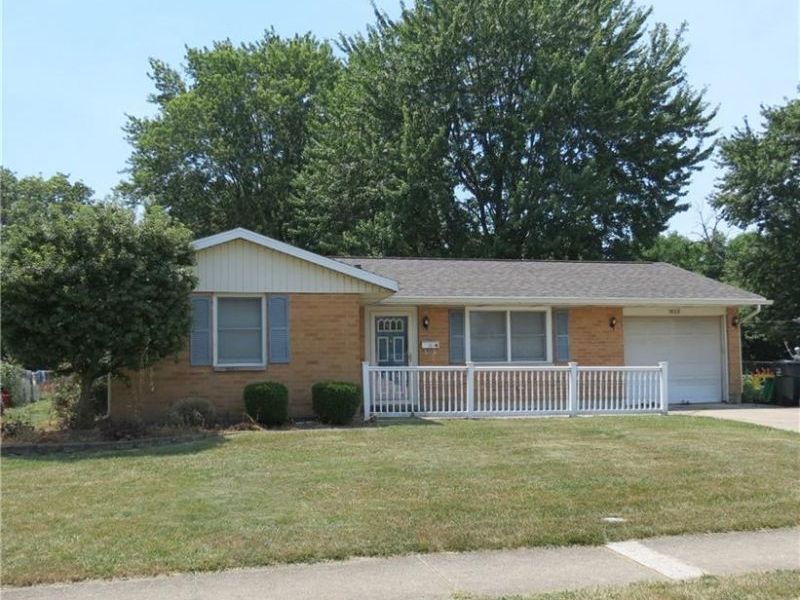 1633 Fair Oaks Drive, Sidney, OH 45365 Photo 1