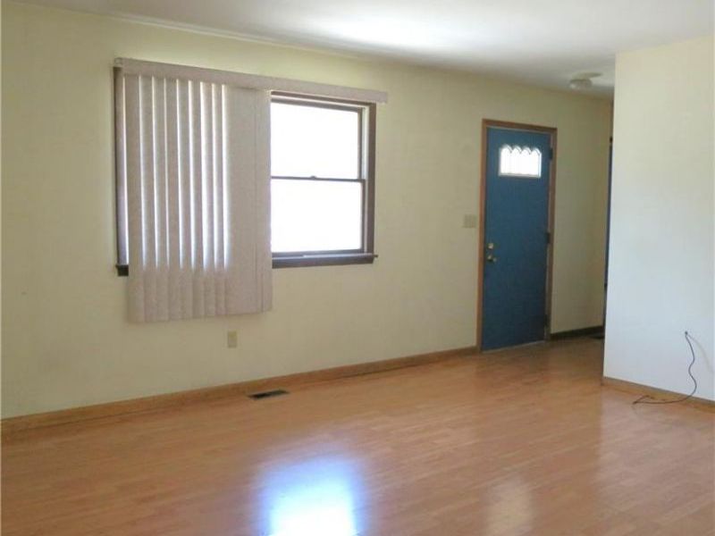 1633 Fair Oaks Drive, Sidney, OH 45365 Photo 3