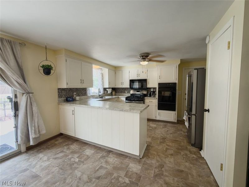 4935 Quincy Street NW, Canton, OH 44708 Photo 5