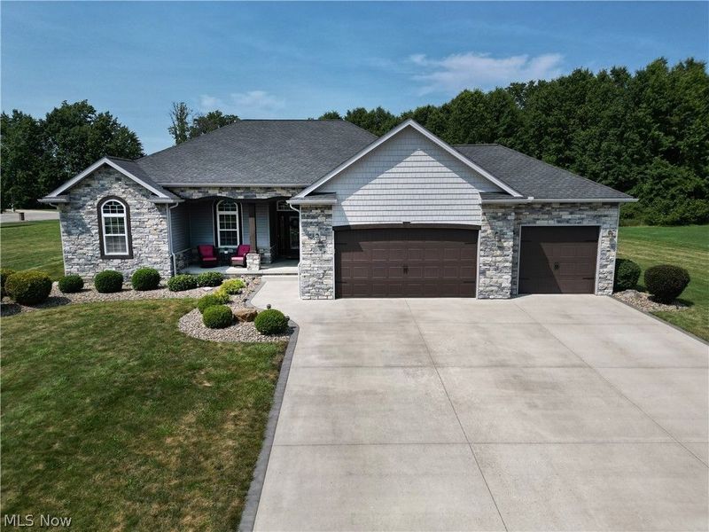 124 Cedars Drive, Poland, OH 44514 Photo 8