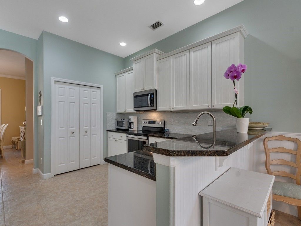 6566 35th Place, Vero Beach, FL 32966 Photo