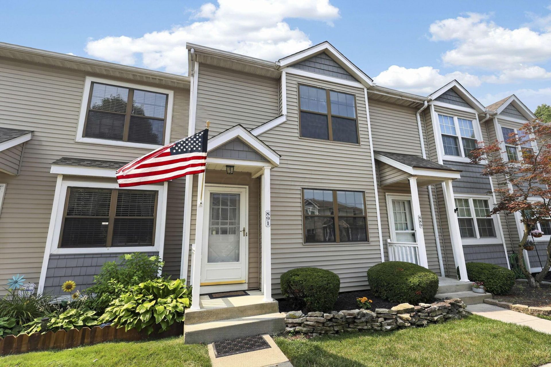 891 Noddymill Lane E, Unit 33B, Worthington, OH 43085 Main Photo