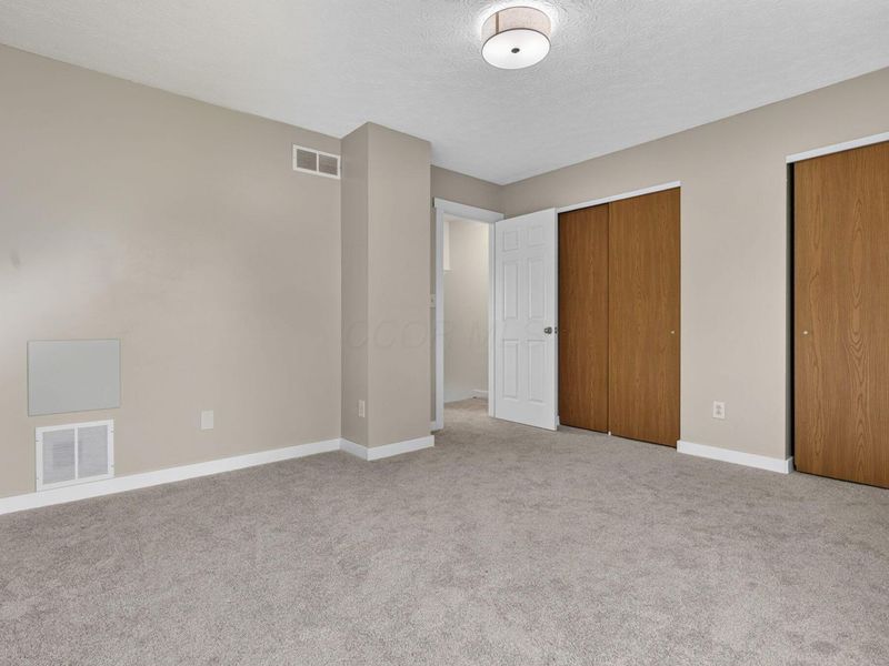 891 Noddymill Lane E, Unit 33B, Worthington, OH 43085 Photo 24