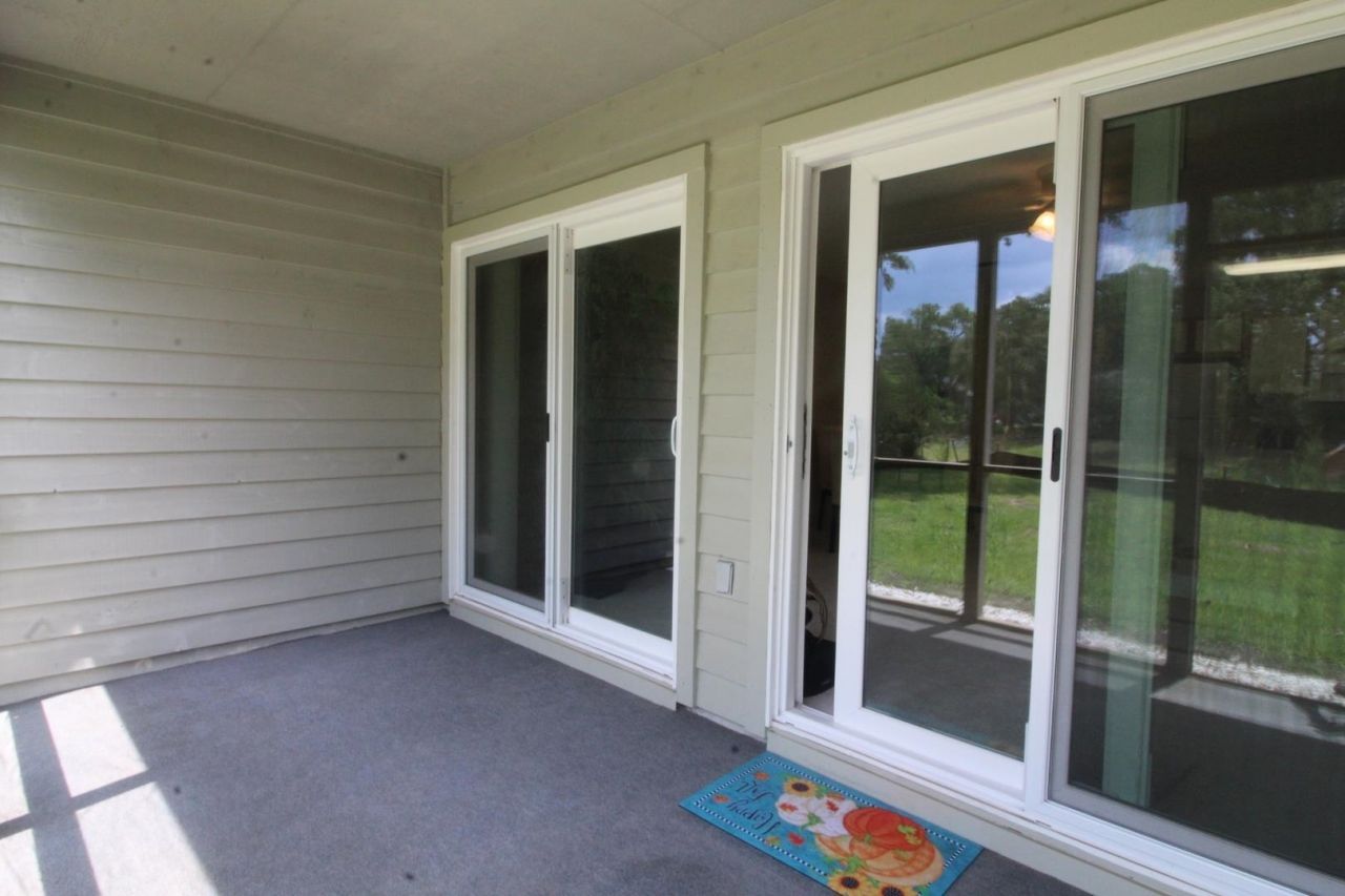 924 Fairwood Lakes Ln. Photo 9