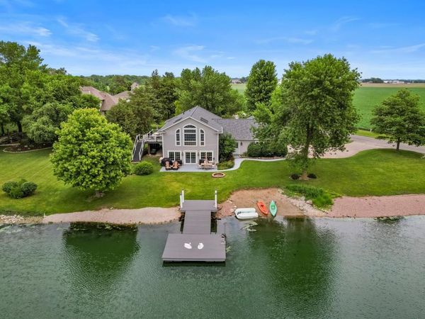 102 Lake View Drive , Fairbury, IL 61739