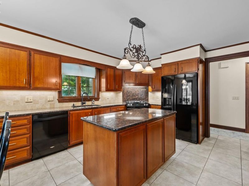 1711 Willow Drive, Sandusky, OH 44870 Photo 37