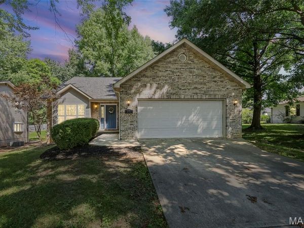 191 Shore Drive, Edwardsville, IL 62025