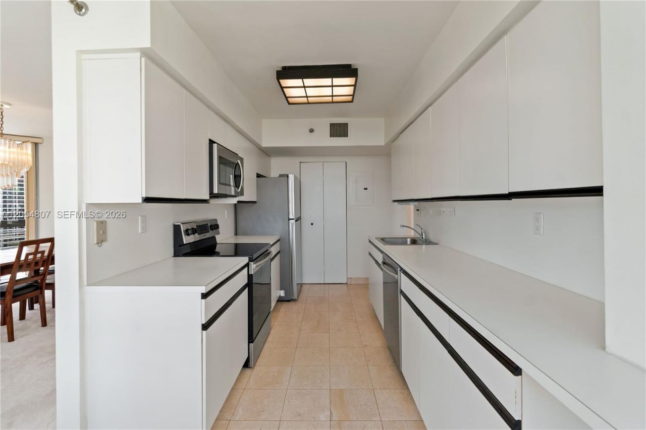 3600 Mystic Pointe Dr , Unit 1207, Aventura, FL 33180 Photo