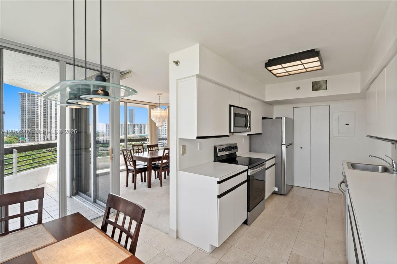 3600 Mystic Pointe Dr , Unit 1207, Aventura, FL 33180 Photo