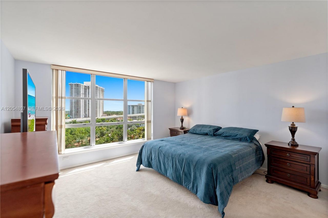 3600 Mystic Pointe Dr , Unit 1207, Aventura, FL 33180 Photo