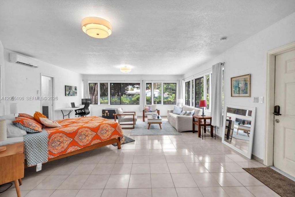 801 SW 24th Rd , Miami, FL 33129 Photo