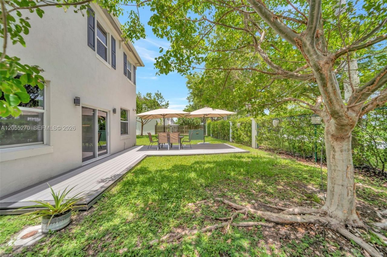 1361 SE 27th Ter, Homestead, FL 33035 Photo