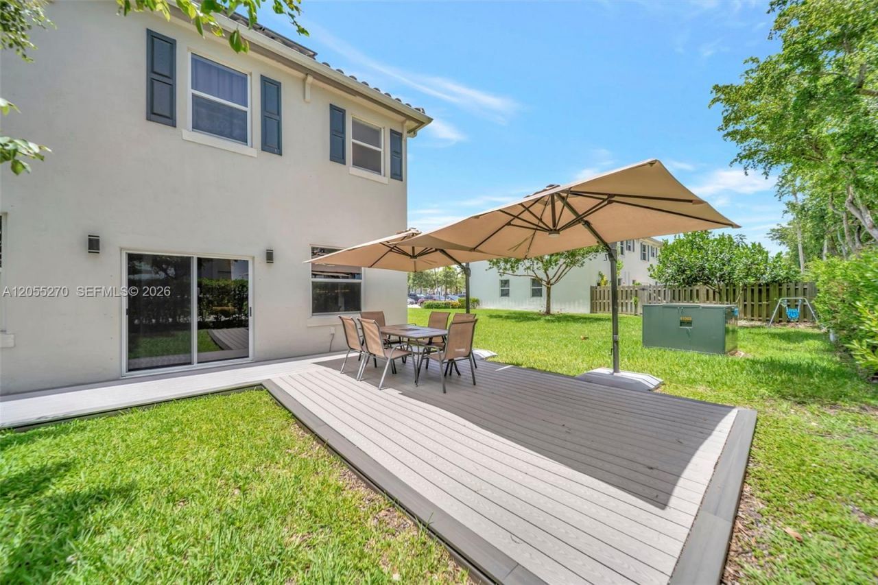 1361 SE 27th Ter, Homestead, FL 33035 Photo