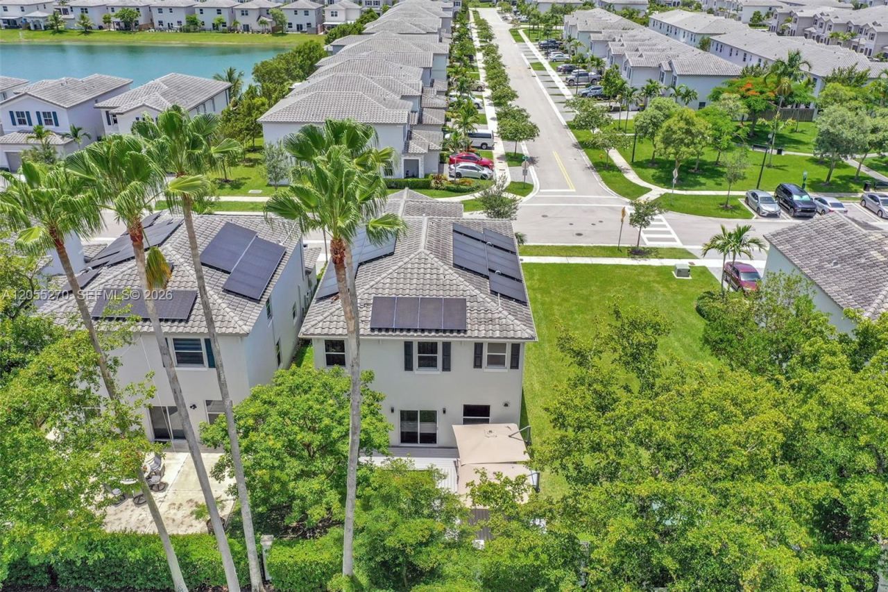 1361 SE 27th Ter, Homestead, FL 33035 Photo