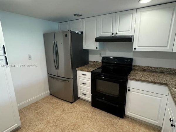 9050 NW 28th St , Unit 136, Coral Springs, FL 33065