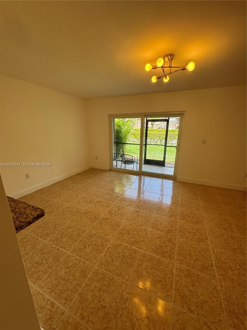 9050 NW 28th St , Unit 136, Coral Springs, FL 33065 Photo