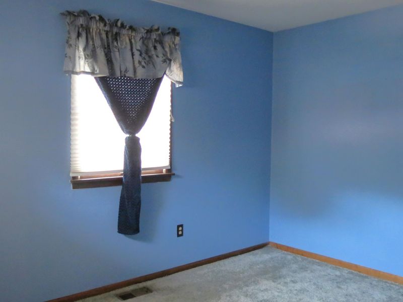 1633 Fair Oaks Drive, Sidney, OH 45365 Photo 8