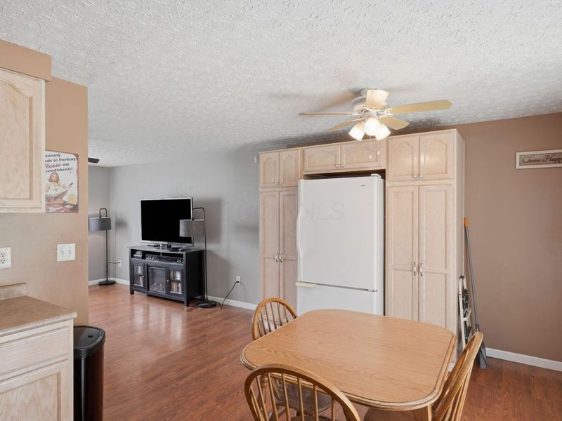 4034 Deer Lake Way, Columbus, OH 43204 Photo 27