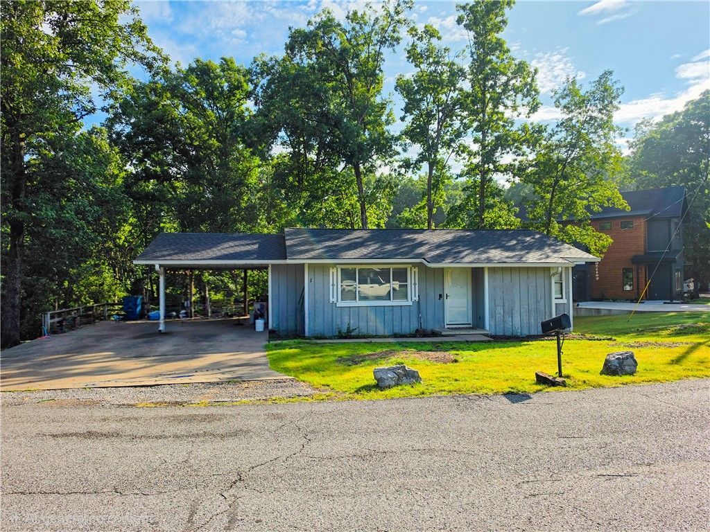1 Mansfield Drive Bella Vista, AR 72714