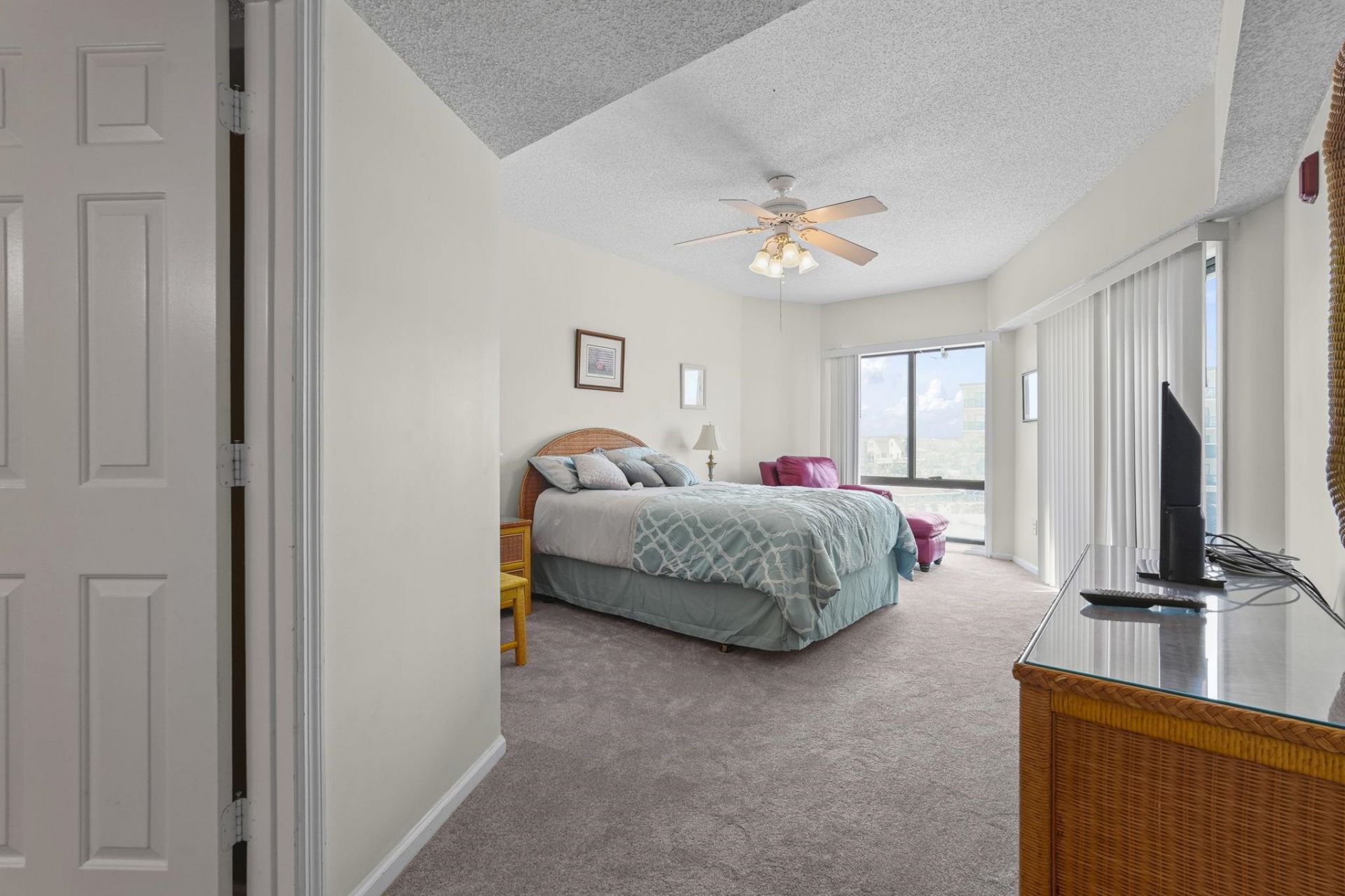 1915 N Ocean Blvd.  Photo 17