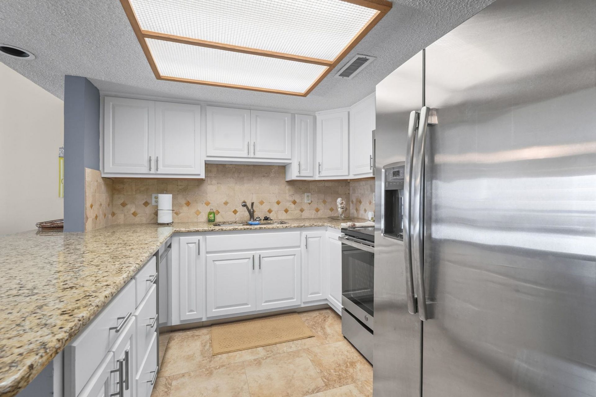 1915 N Ocean Blvd.  Photo 5