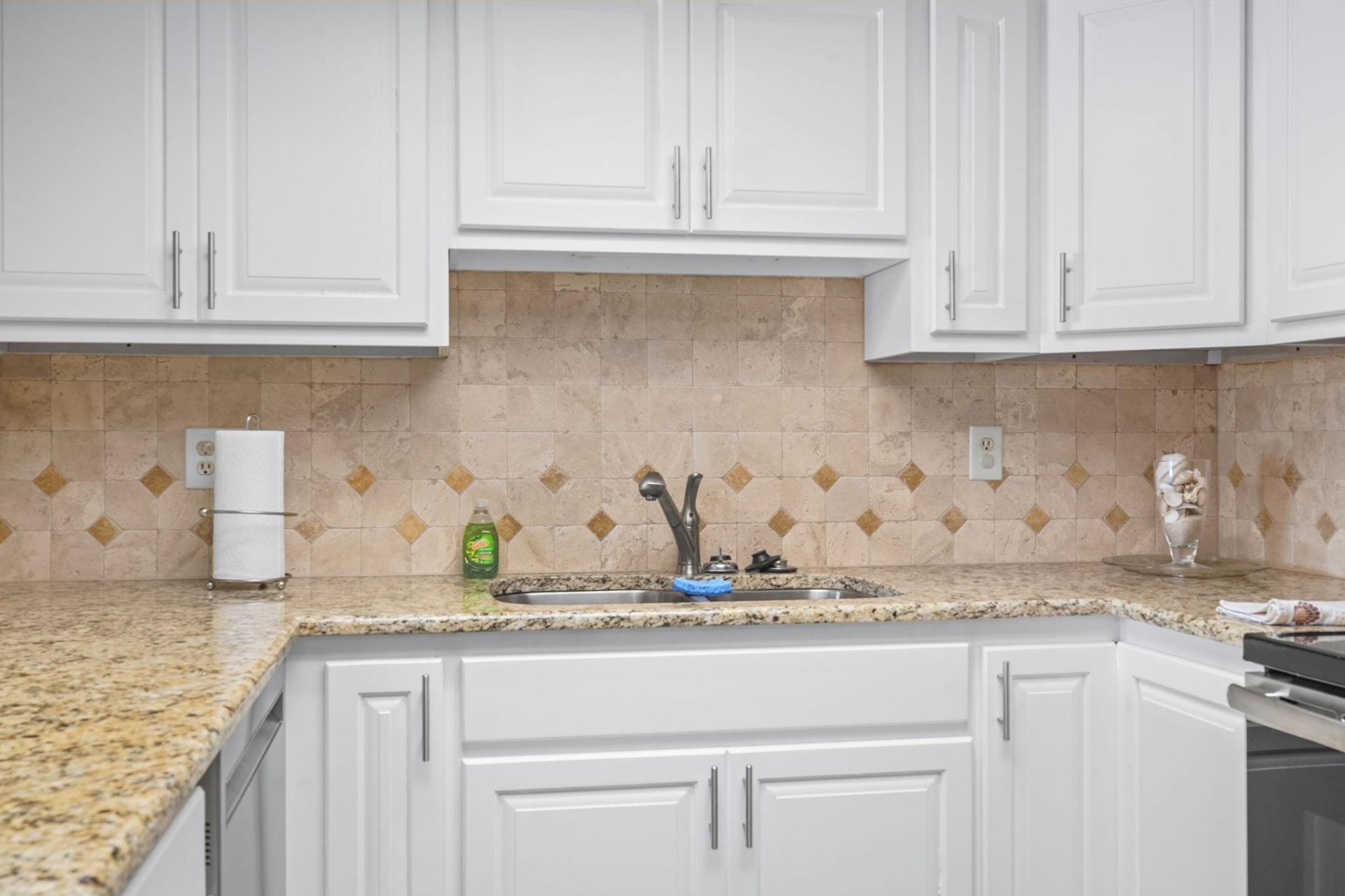 1915 N Ocean Blvd.  Photo 7