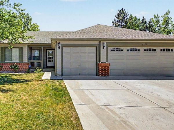 18390 E Baltic Place , Aurora, CO 80013