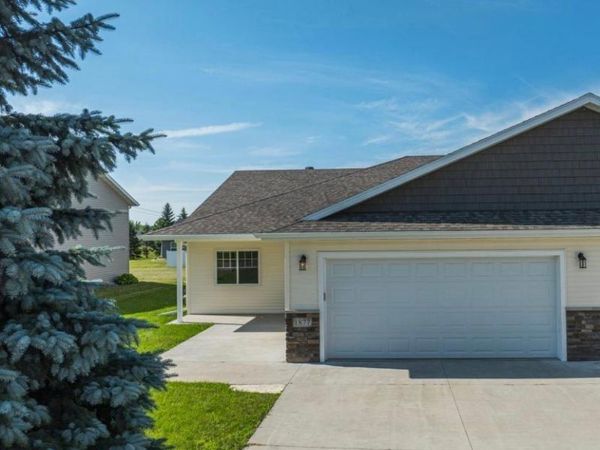 1877 Longview Drive , Detroit Lakes, MN 56501