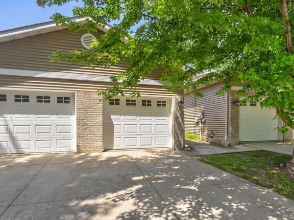 3132 River Falls Court NW, Rochester, MN 55901