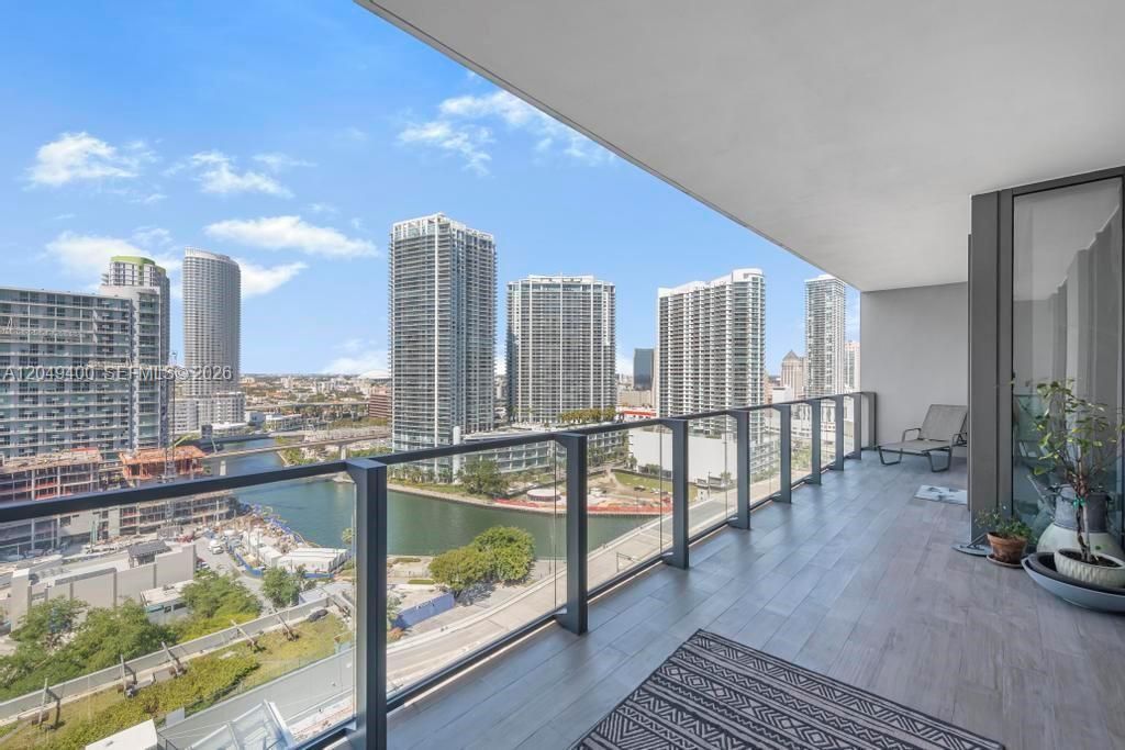 68 SE 6th St , Unit 1710, Miami, FL 33131 Photo