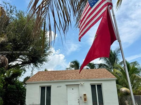 2237 Wilson St, Unit C, Hollywood, FL 33020