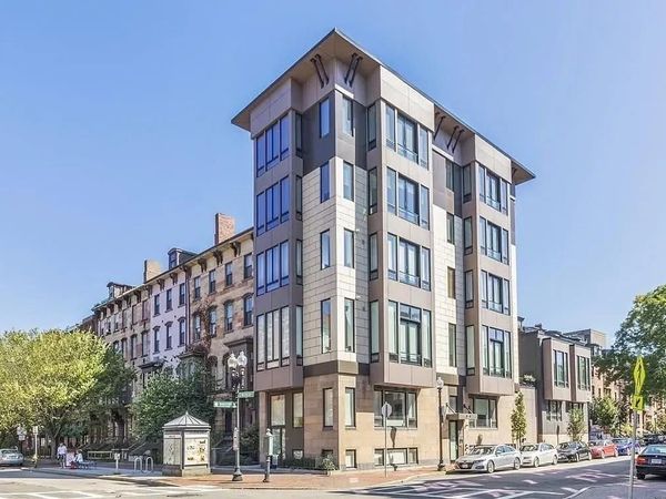 1672 Washington Street, Unit 301, Boston, MA 02118