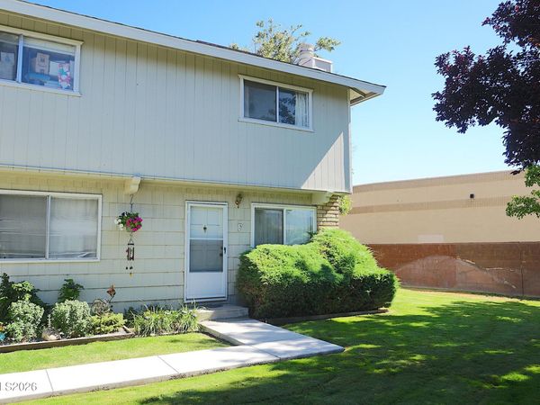 1349 El Dorado Avenue, Unit APT F, Gardnerville, NV 89410