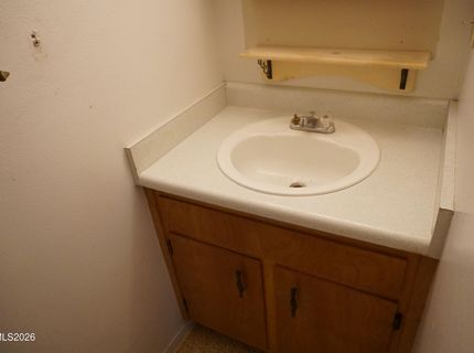 1349 El Dorado Avenue, Unit APT F, Gardnerville, NV 89410 Photo
