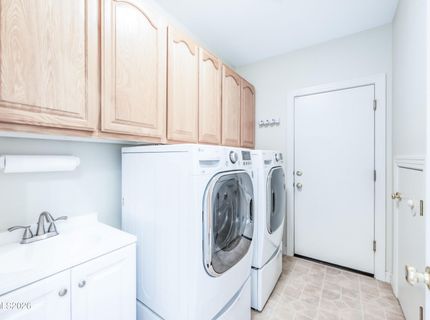 7148 Heatherwood Drive, Reno, NV 89523 Photo