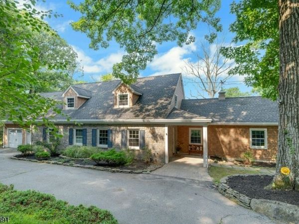 10 Brush Hill, Kinnelon, NJ 07405