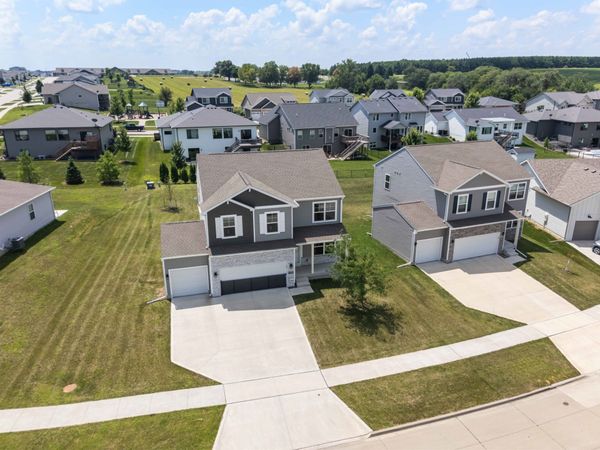 605 Ellis Circle , Adel, IA 50003