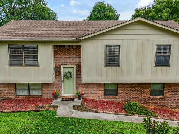 1705 Sundrop Drive, Knoxville, TN 37921